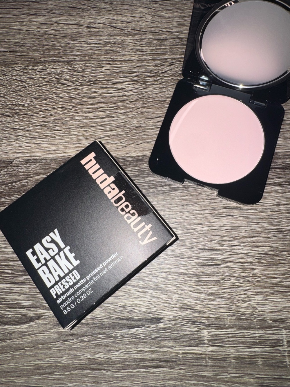 HUDA BEAUTY PRESSED POWDER 🌸